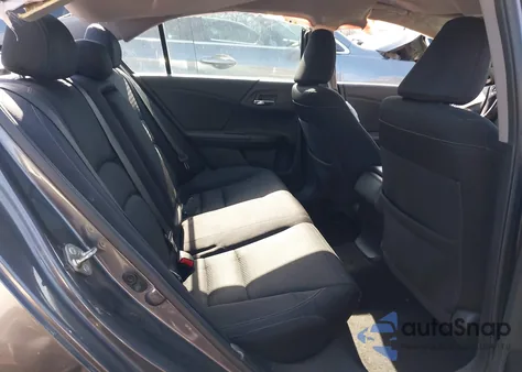 2015 Honda Accord Sport z USA, uszkodzony, nr VIN 1HGCR2F56FA039973